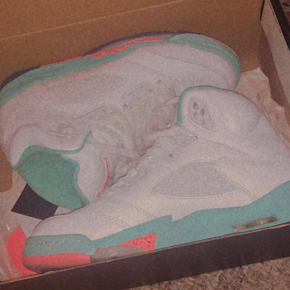 Air Jordan 5 Retro (gs). SOLDDDD